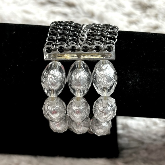 Stretchy Bracelet With Crystal Beads & Chains 7.25" Diam. Before Stretched New - Picture 2 of 6